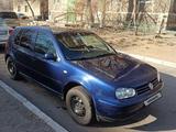 Volkswagen Golf 2002 годаүшін2 400 000 тг. в Караганда – фото 2