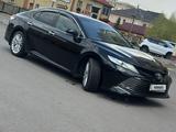 Toyota Camry 2019 годаүшін14 000 000 тг. в Астана – фото 2