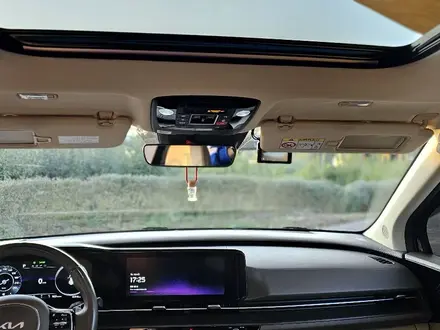 Kia Carnival 2022 года за 22 300 000 тг. в Алматы – фото 12