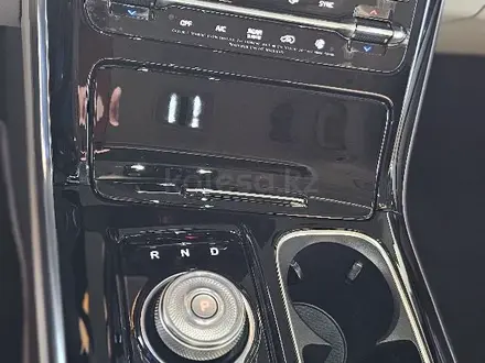 Kia Carnival 2022 года за 22 300 000 тг. в Алматы – фото 13