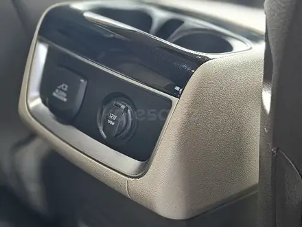 Kia Carnival 2022 года за 22 300 000 тг. в Алматы – фото 19