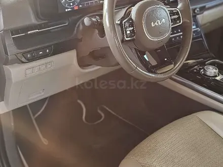 Kia Carnival 2022 года за 22 300 000 тг. в Алматы – фото 8