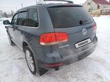 Volkswagen Touareg 2004 годаүшін4 700 000 тг. в Рудный – фото 5