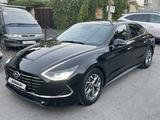 Hyundai Sonata 2021 года за 9 500 000 тг. в Шымкент – фото 3
