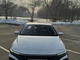 Hyundai Elantra 2024 года за 11 000 000 тг. в Алматы