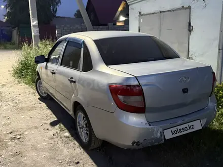 ВАЗ (Lada) Granta 2190 2011 года за 1 250 000 тг. в Усть-Каменогорск – фото 2