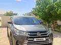 Toyota Highlander 2018 года за 9 500 000 тг. в Актау – фото 6