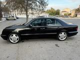 Mercedes-Benz E 430 2000 годаfor3 500 000 тг. в Жанаозен – фото 4