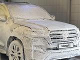 Toyota Land Cruiser 2018 годаүшін28 999 999 тг. в Астана – фото 2
