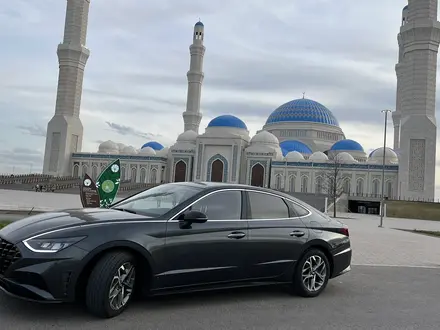 Hyundai Sonata 2022 года за 12 800 000 тг. в Астана