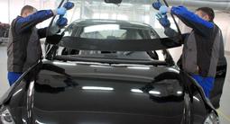 Авто стекло на все виды авто установка на выезд за 20 000 тг. в Алматы – фото 2