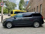 Kia Sedona 2018 года за 9 000 000 тг. в Уральск – фото 4