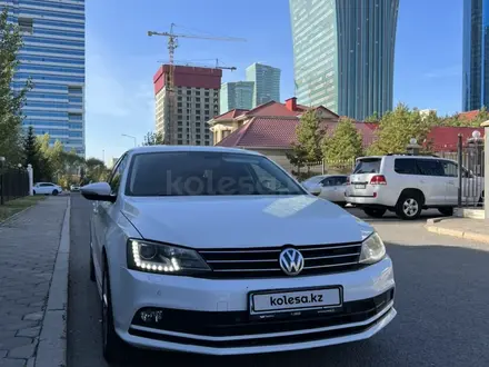 Volkswagen Jetta 2015 года за 7 500 000 тг. в Астана – фото 2