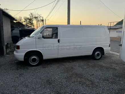 Volkswagen Transporter 1997 года за 4 300 000 тг. в Шымкент