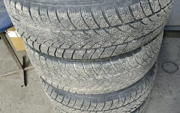 Зимние шины Triangle WinterX 195/65 R15 с дисками за 80 000 тг. в Алматы