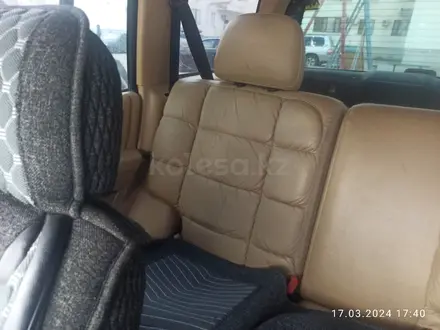 Jeep Grand Cherokee 1995 года за 2 500 000 тг. в Актау – фото 4