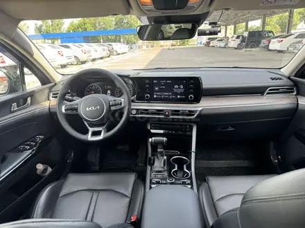 Kia K5 2022 года за 10 600 000 тг. в Алматы – фото 13