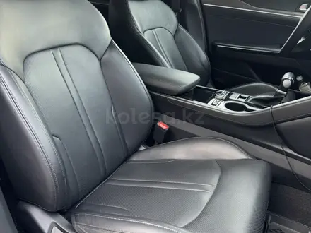Kia K5 2022 года за 10 600 000 тг. в Алматы – фото 14