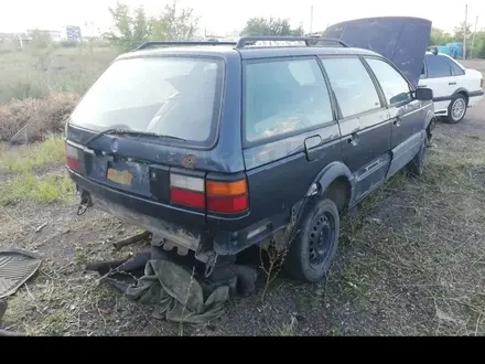 Volkswagen Passat 1988 года за 300 000 тг. в Караганда