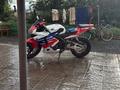 Honda  CBR 600RR 2004 года за 2 300 000 тг. в Астана