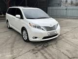 Toyota Sienna 2015 года за 17 000 000 тг. в Алматы