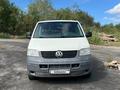 Volkswagen Caravelle 2008 года за 8 500 000 тг. в Семей