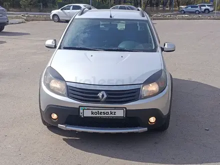 Renault Sandero Stepway 2014 года за 3 950 000 тг. в Караганда – фото 2