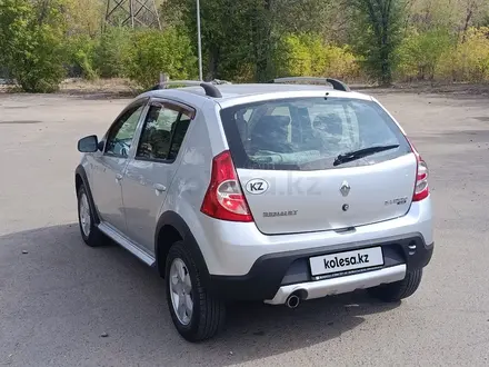 Renault Sandero Stepway 2014 года за 3 950 000 тг. в Караганда – фото 3