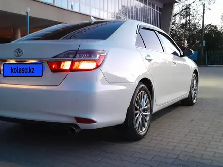 Toyota Camry 2017 года за 13 000 000 тг. в Уральск – фото 7