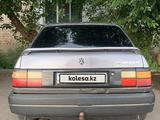 Volkswagen Passat 1990 годаfor750 000 тг. в Алматы – фото 2