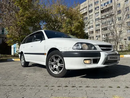 Toyota Caldina 1999 года за 3 900 000 тг. в Усть-Каменогорск – фото 2