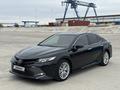 Toyota Camry 2018 года за 11 000 000 тг. в Караганда – фото 2