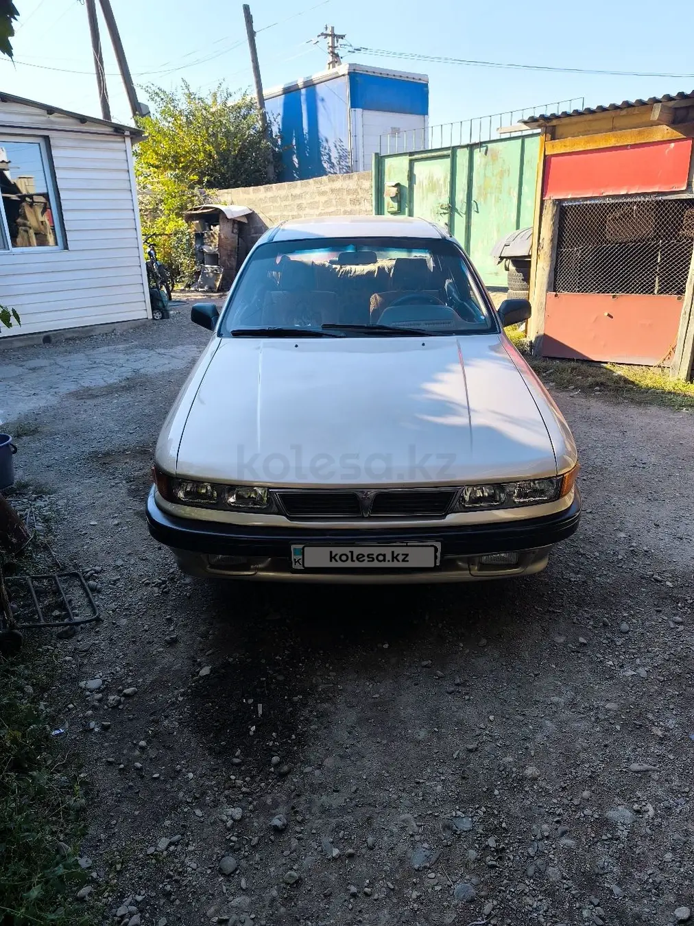 Mitsubishi Galant, 1990