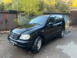 Mercedes-Benz ML 320 1998 годаүшін3 500 000 тг. в Алматы – фото 2