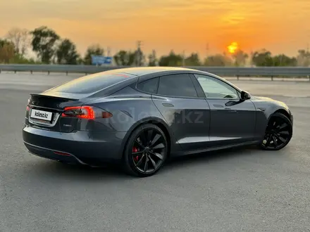 Tesla Model S 2015 года за 23 000 000 тг. в Алматы – фото 33