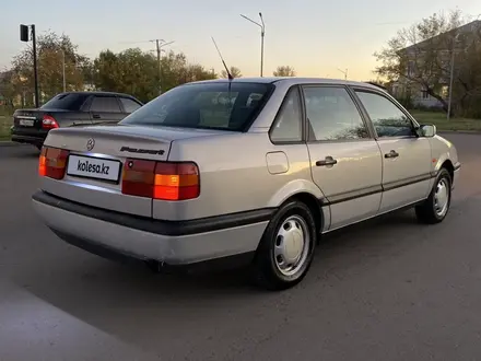 Volkswagen Passat 1995 года за 1 890 000 тг. в Караганда – фото 3