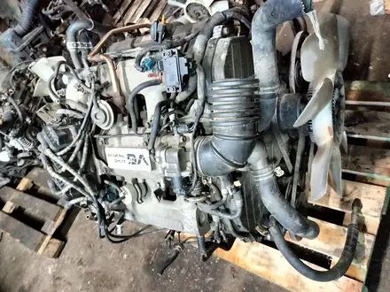 Двигатель на opel monterey 3.2 3.5. Опель Монтерей за 340 000 тг. в Алматы – фото 4