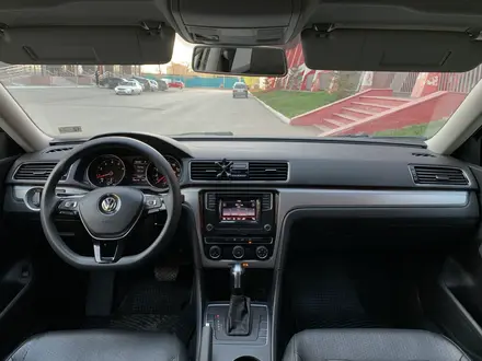 Volkswagen Passat 2018 года за 6 700 000 тг. в Актобе – фото 15