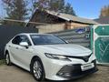 Toyota Camry 2020 года за 13 600 000 тг. в Затобольск – фото 4