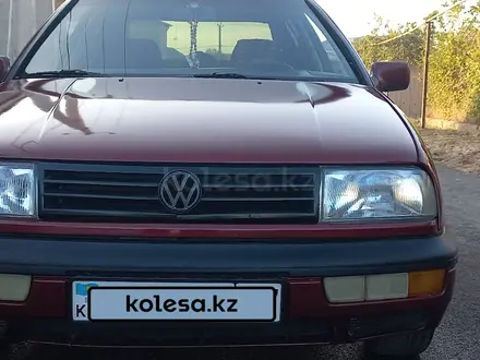 Volkswagen Vento 1992 года за 1 400 000 тг. в Шымкент – фото 9