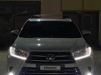 Toyota Highlander 2015 года за 12 400 000 тг. в Жанаозен