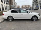 Skoda Superb 2013 года за 5 700 000 тг. в Астана – фото 2