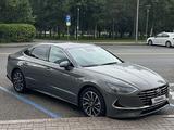 Hyundai Sonata 2022 года за 13 700 000 тг. в Астана