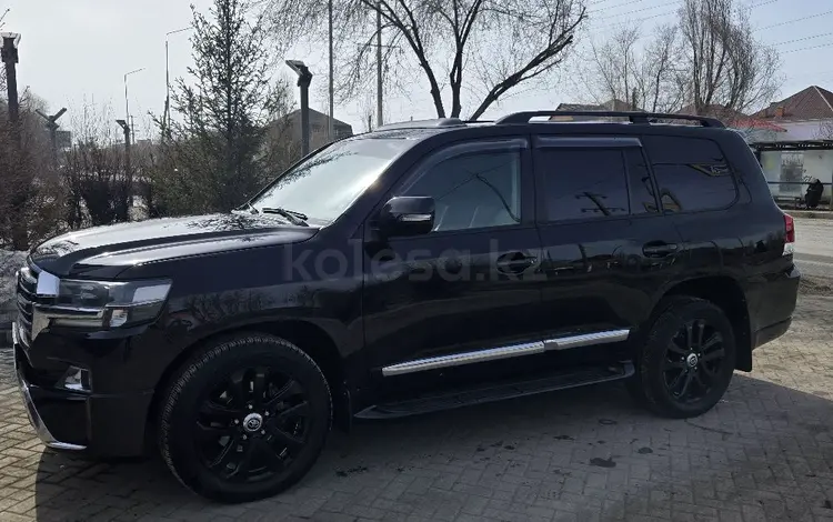 Toyota Land Cruiser 2013 года за 20 000 000 тг. в Актобе