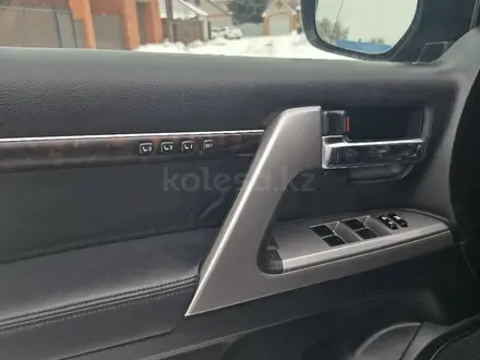 Toyota Land Cruiser 2013 года за 20 000 000 тг. в Актобе – фото 13