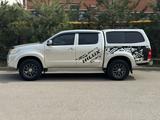 Toyota Hilux 2013 года за 13 200 000 тг. в Алматы – фото 2