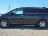 Toyota Sienna 2013 года за 12 000 000 тг. в Актобе