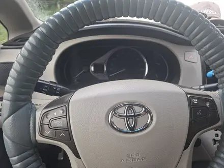 Toyota Sienna 2013 года за 12 000 000 тг. в Актобе – фото 2