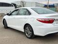 Toyota Camry 2016 года за 4 800 000 тг. в Уральск – фото 4