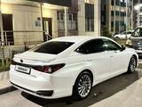 Lexus ES 300h 2019 годаfor19 000 000 тг. в Алматы – фото 5